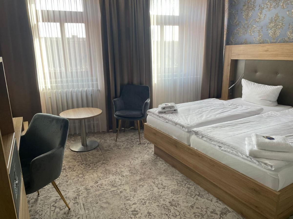 Hotel Schwarzer Adler 탄게르문데 외부 사진