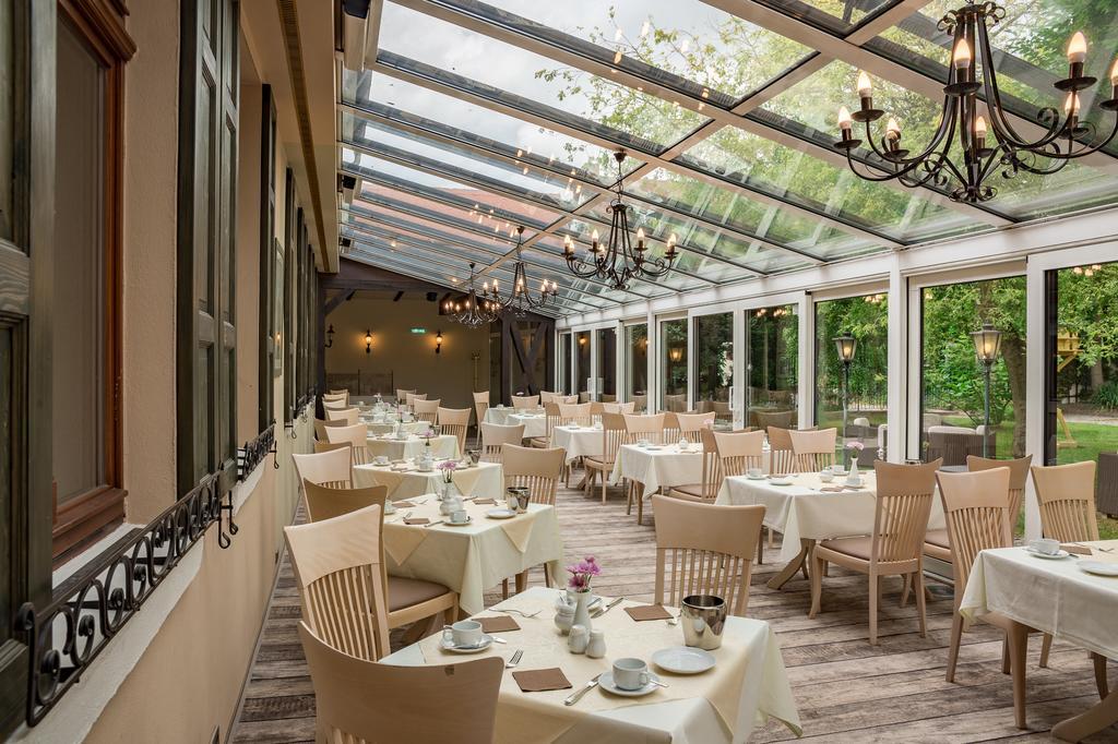 Hotel Schwarzer Adler 탄게르문데 외부 사진